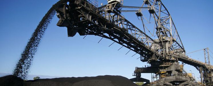 Fils métalliques de section triangulaires pour l’industrie minière et minerais